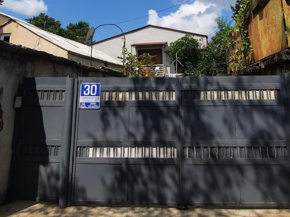 Victoria Guesthouse คูทายสิ ภายนอก รูปภาพ